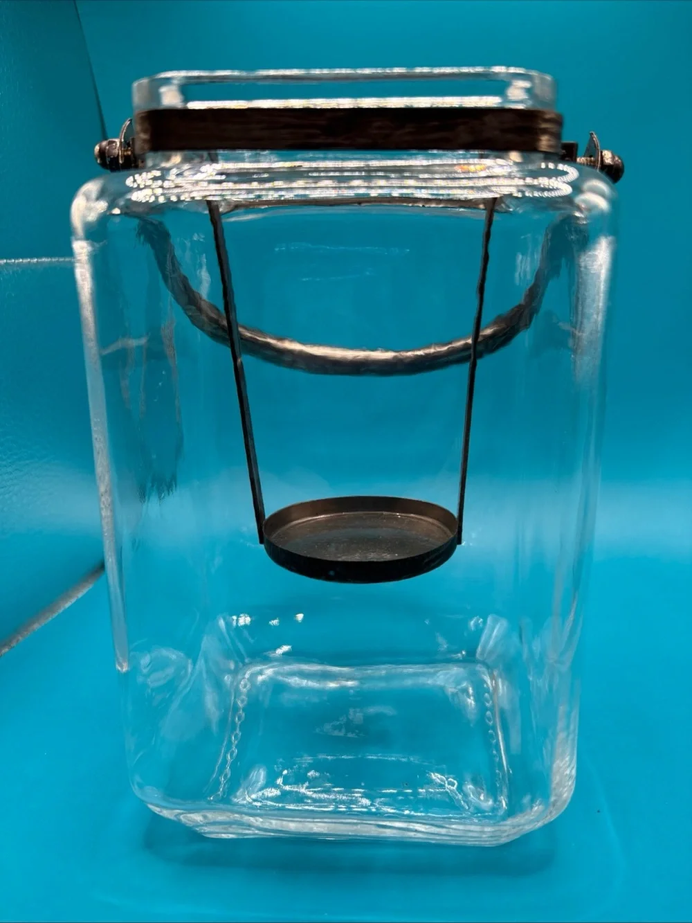 Yankee Candle Clear Glass Lantern tea light with Black Metal Handle and Holder